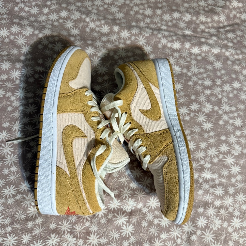 Women’s Air Jordan “Twine”